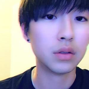 Meet your Posher, Laurence